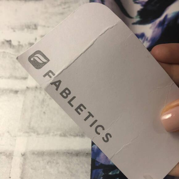 Fabletics Salar Define Mid Rise Legging Monarch Print Sz. XS NEW - Picture 10 of 10